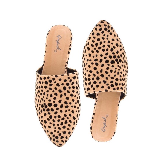 ❤️HP! Leopard Print Mule Flats - Picture 7 of 7